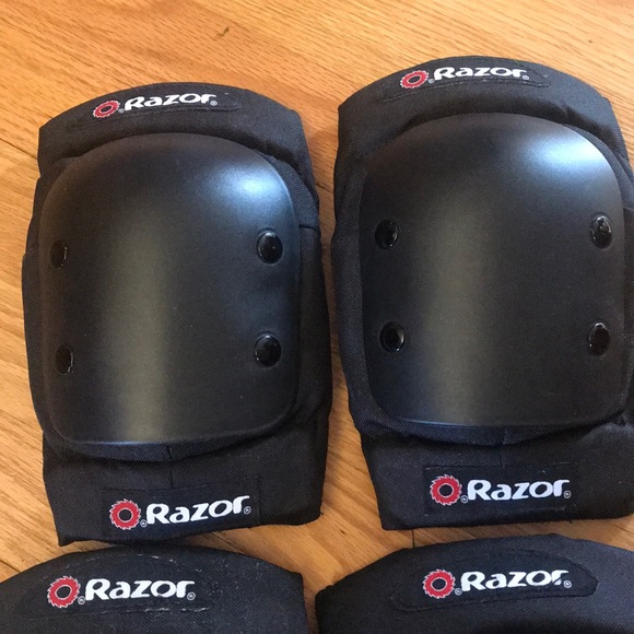 RAZOR Skate & Bike VELCRO Knee & Elbow Pads - Picture 2 of 10
